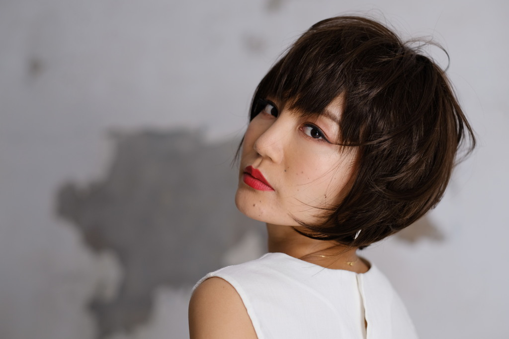 ポートレート　振り向き