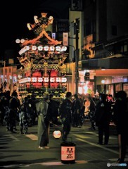 高山祭（春）夜の屋台曳き