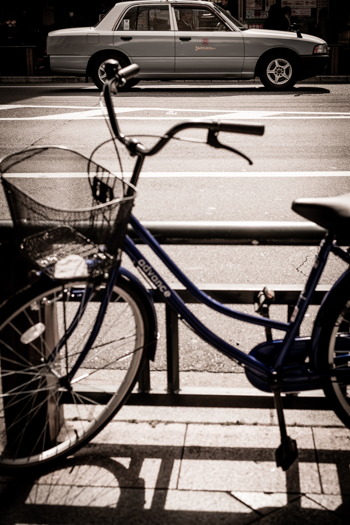 自転車とタクシー
