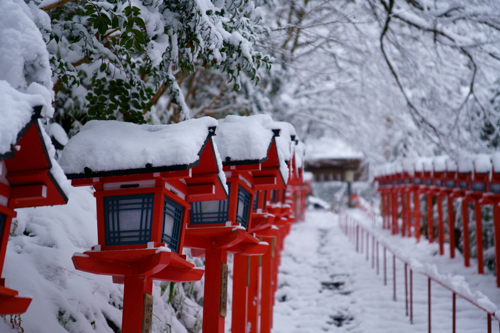 雪灯籠　貴船神社