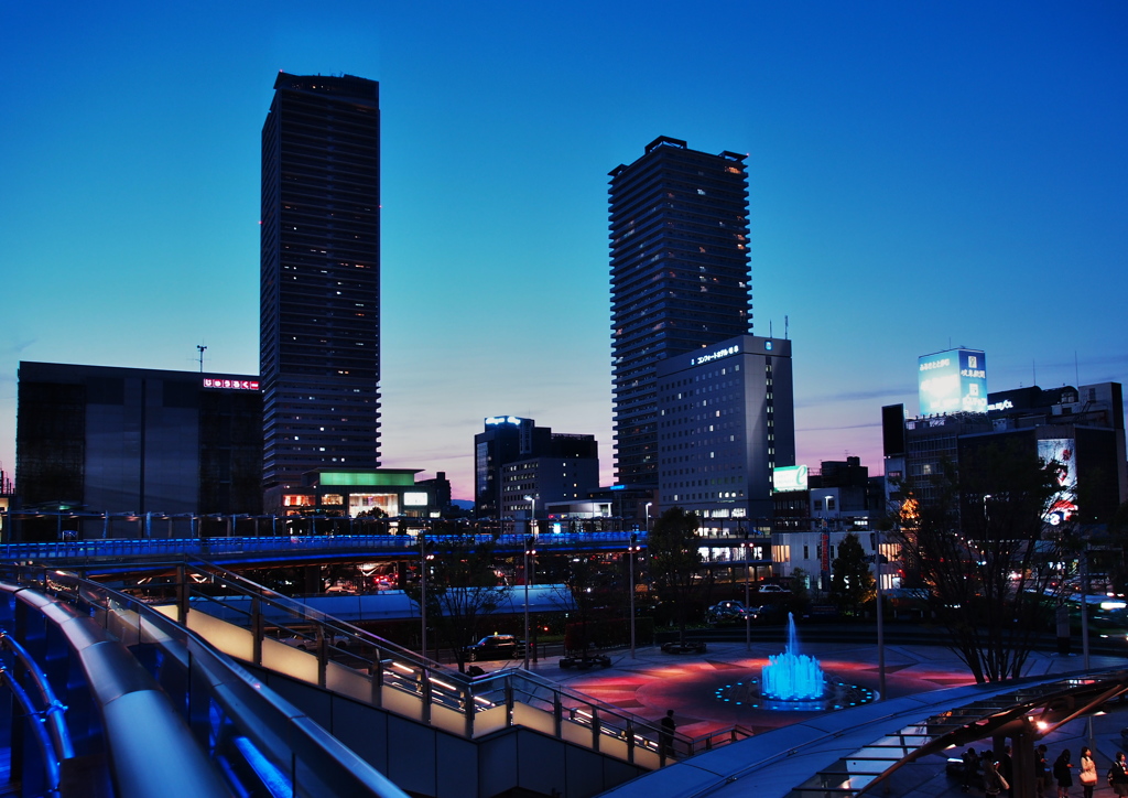 blue hour gifu station