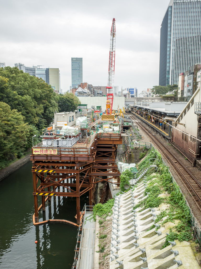 工事はおやすみ