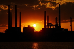 工場と落陽