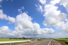 青い空白い雲２