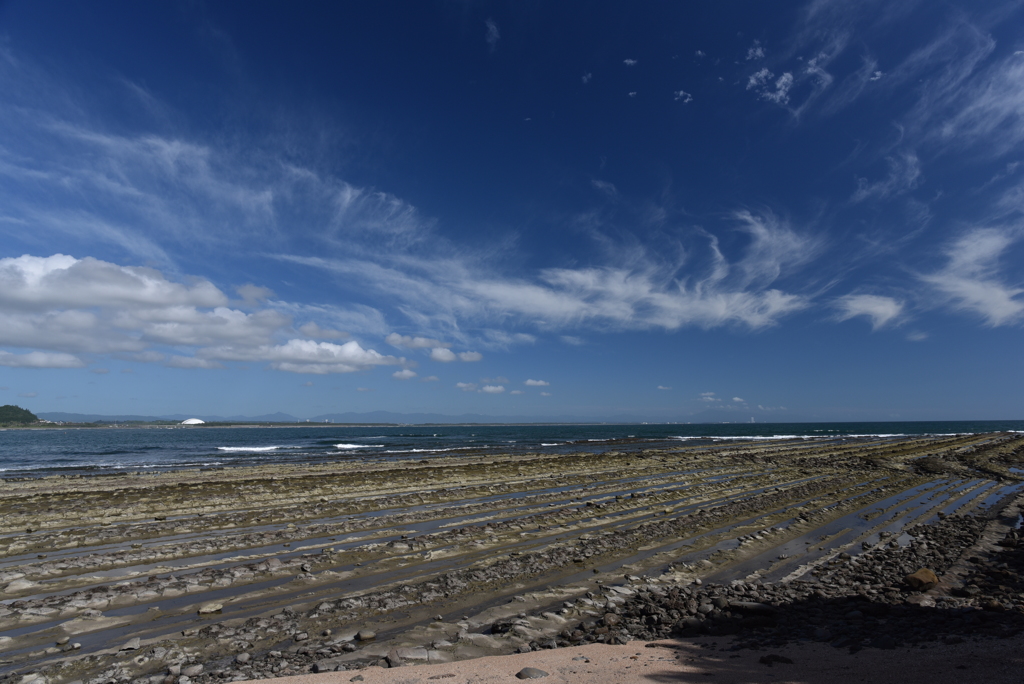 夏の海　鬼の洗濯板