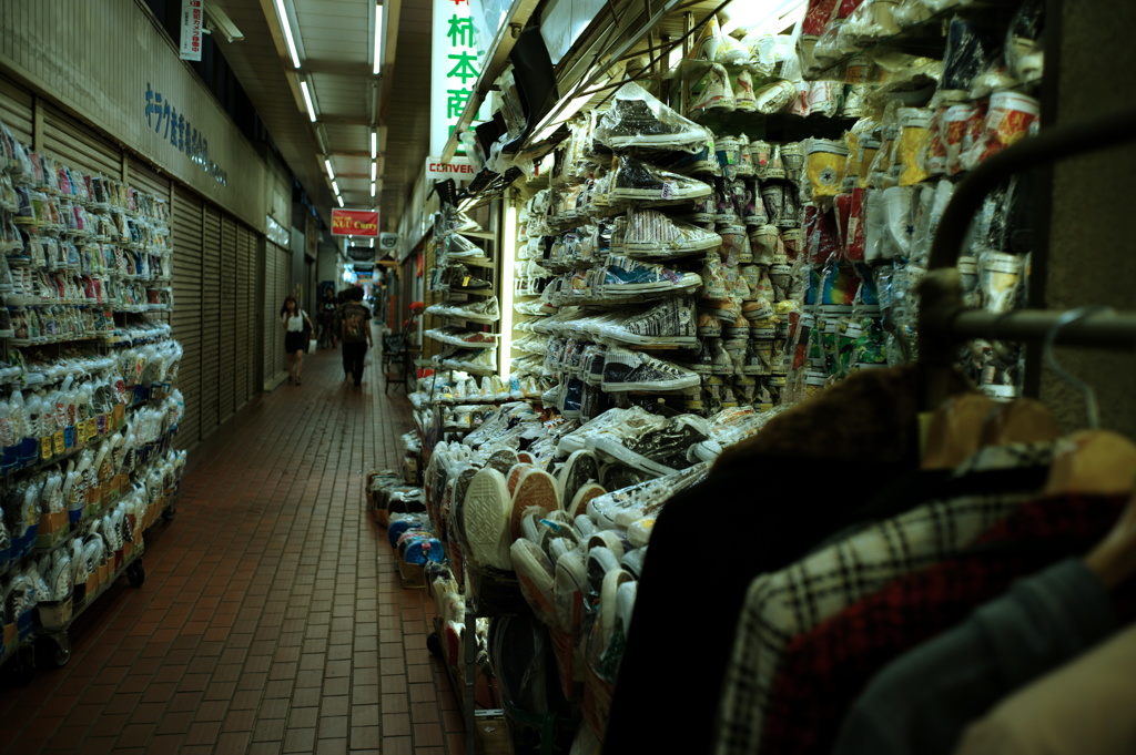 神戸～元町　高架下