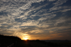 伊丹スカイパーク南駐車場より夕陽