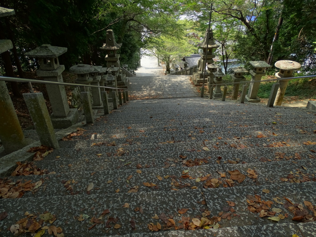 山口県花岡八幡宮～参道下り