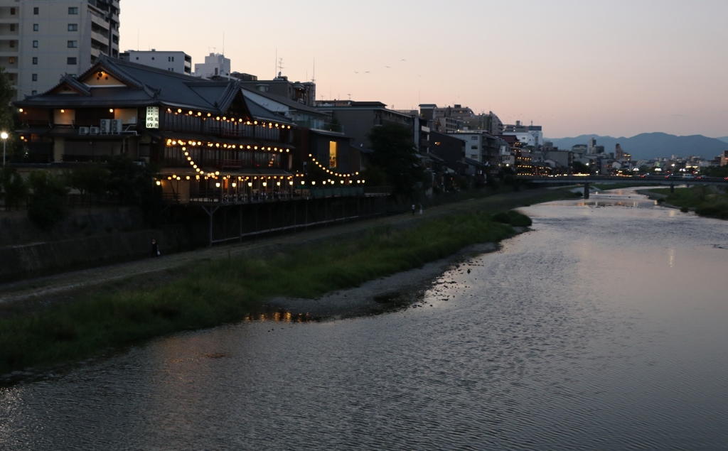 加茂川の夕景(２)