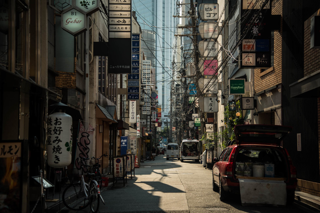 休日昼下がりの北新地