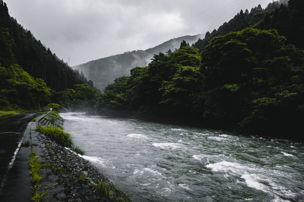 豪雨