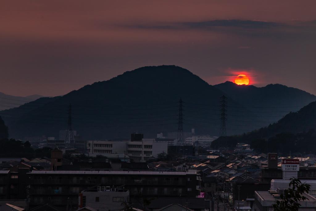 山の向こうへ