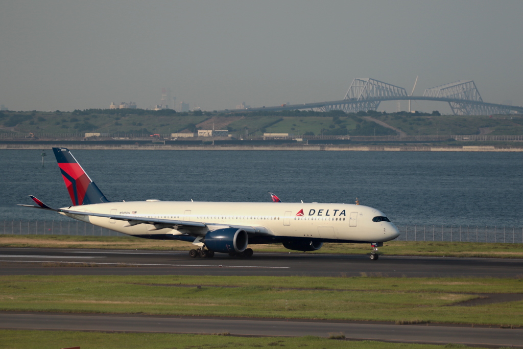 HANEDA Shot