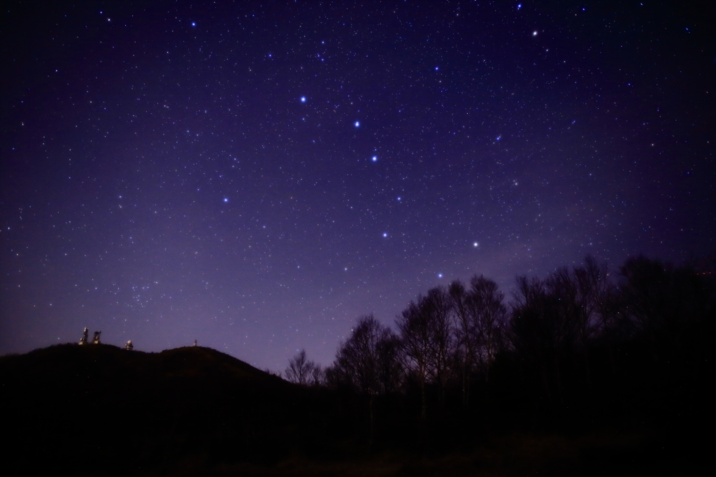 七つの星が輝く夜