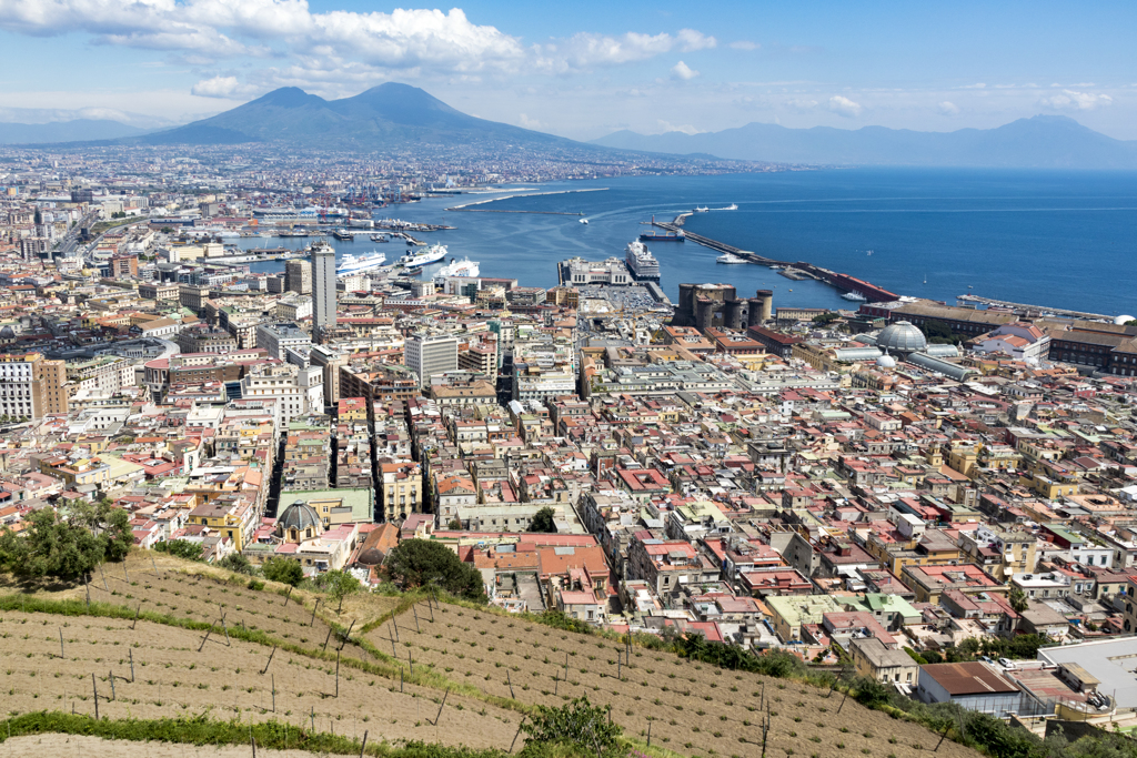 イタリア／ナポリ俯瞰