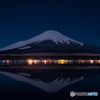 水面に映る富士山