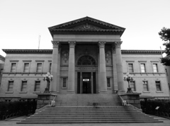 大阪府立中之島図書館