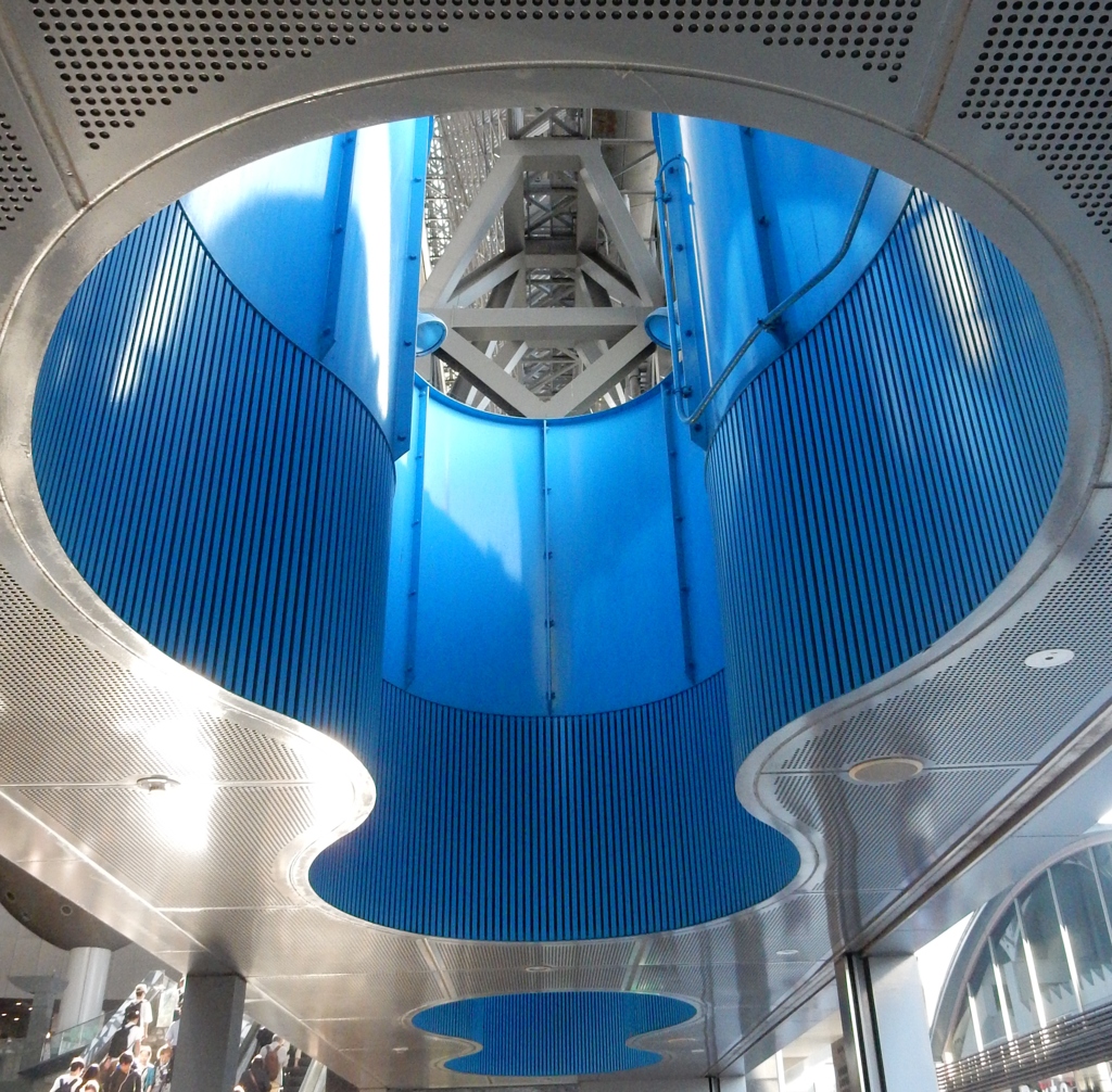 京都駅烏丸口