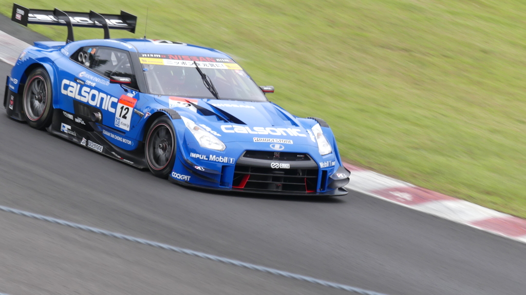 カルソニック IMPUL GT-R