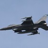 F16