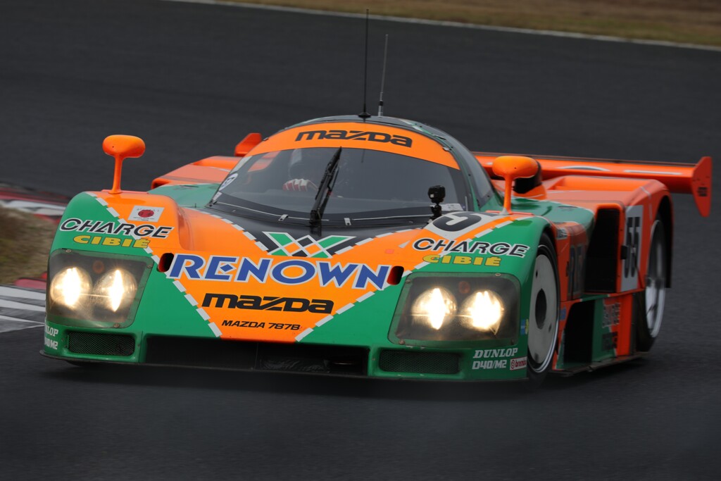 787B
