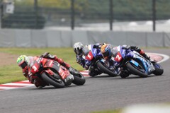 DUCATI vs YAMAHA