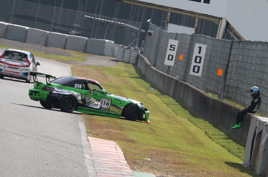 Ｓ耐久練習走行Ⅲ　早くピットに帰りたい
