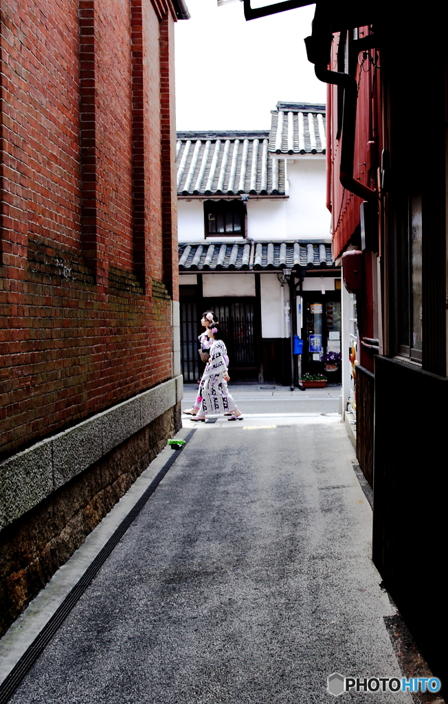 路地からの光景