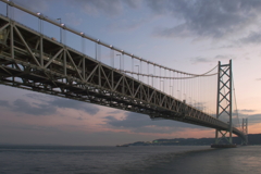 秋の明石海峡大橋