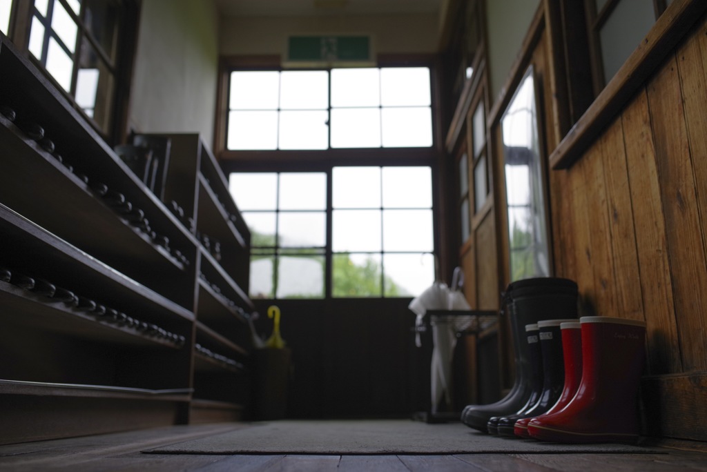 雨の日の学校