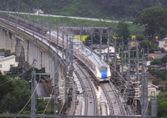 鉄橋無し千曲川を渡る