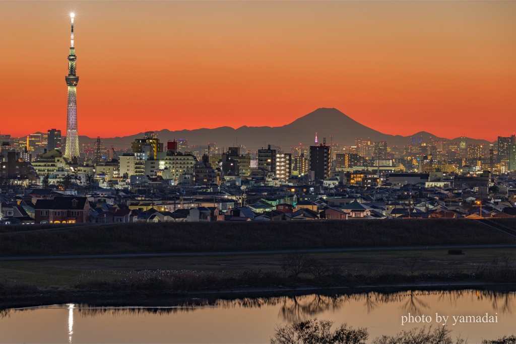 里見公園　夕暮れ
