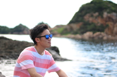 海男。
