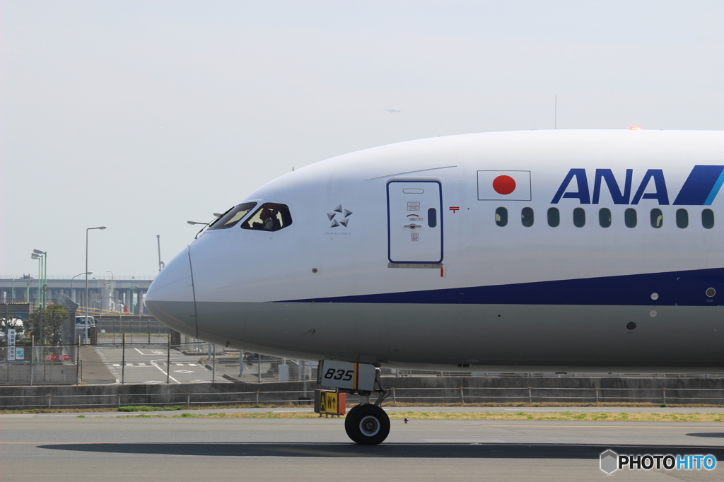 B787