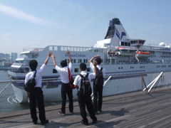 寄港