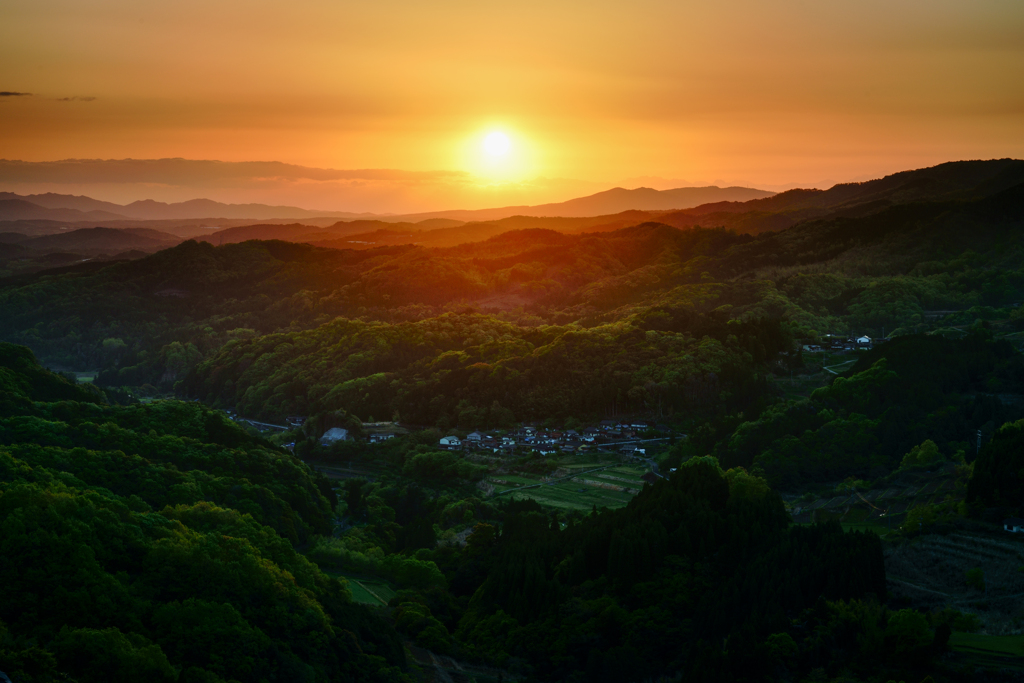 冷えた夜明け