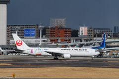 JAL ドラえもんJET@Boeing767型機 