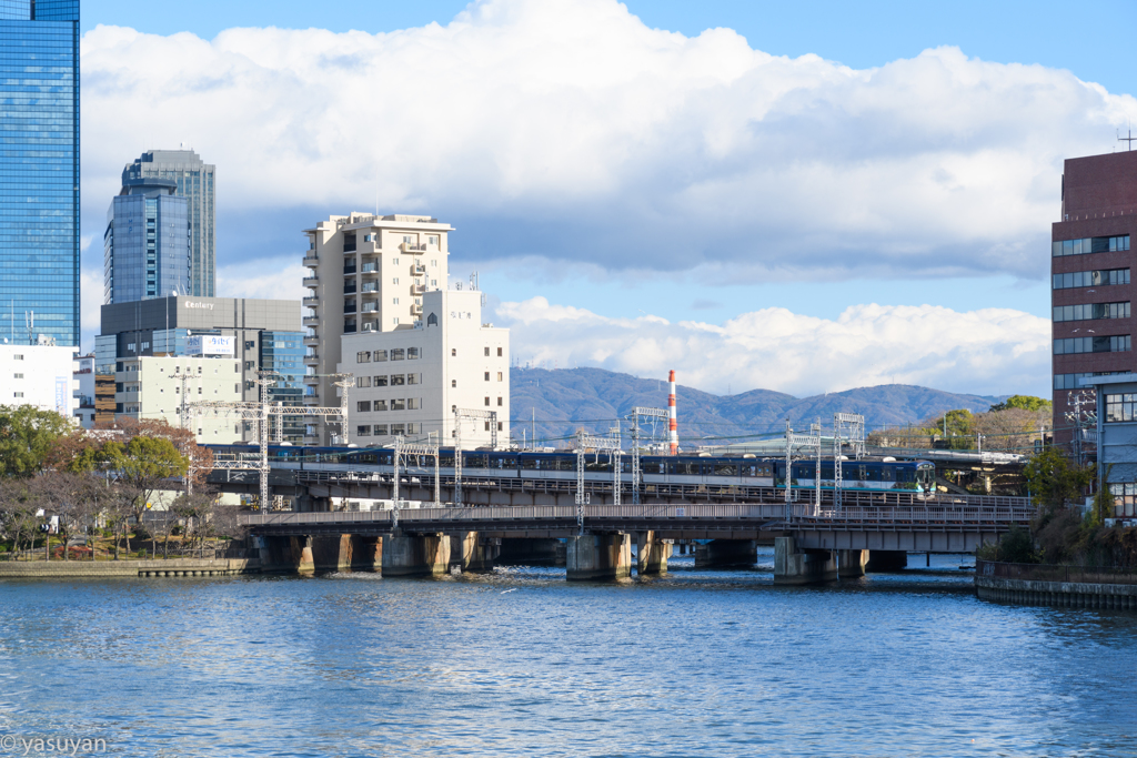 京阪電車の走る町（３）