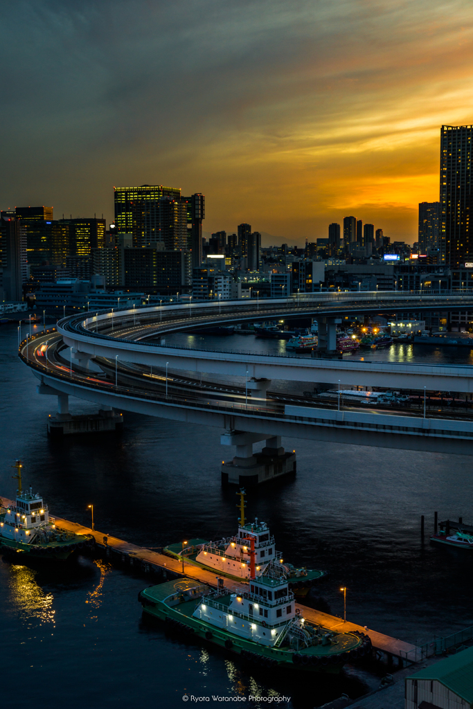 夕焼け芝浦ループ