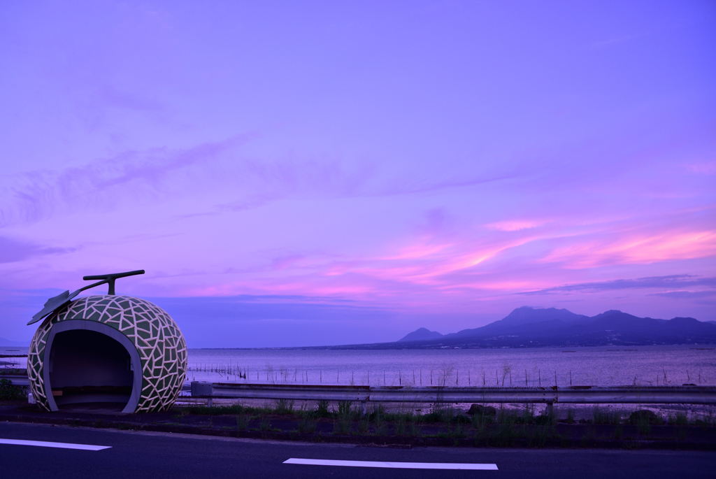 夕暮れにメロン