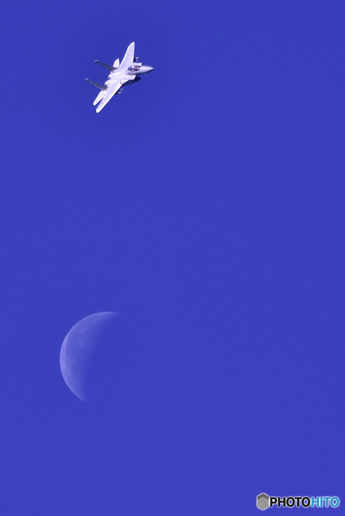 月とコラボのF‐15