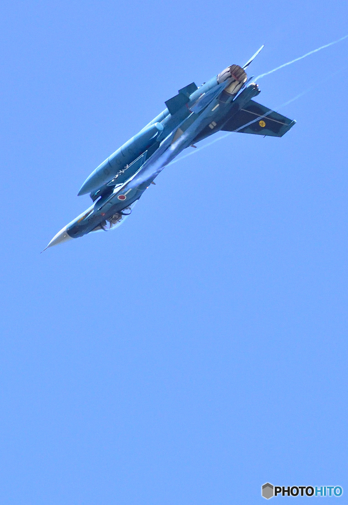 Body of the beautiful fighter F-2