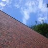 煉瓦と空