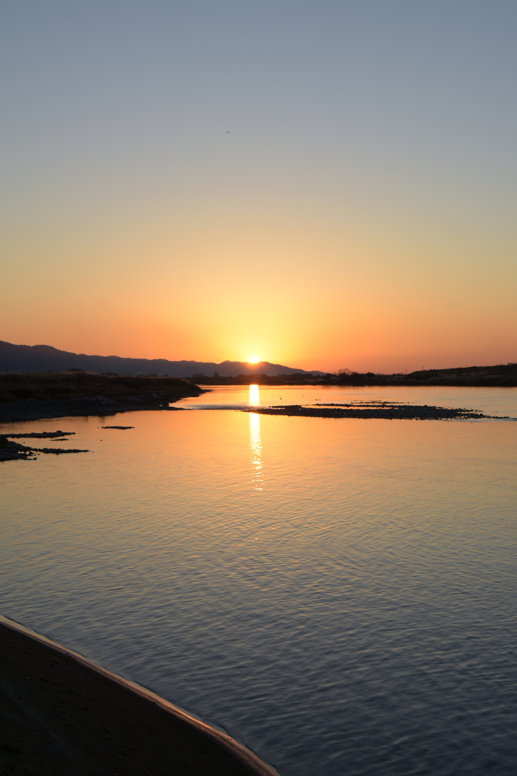 夕陽と川3
