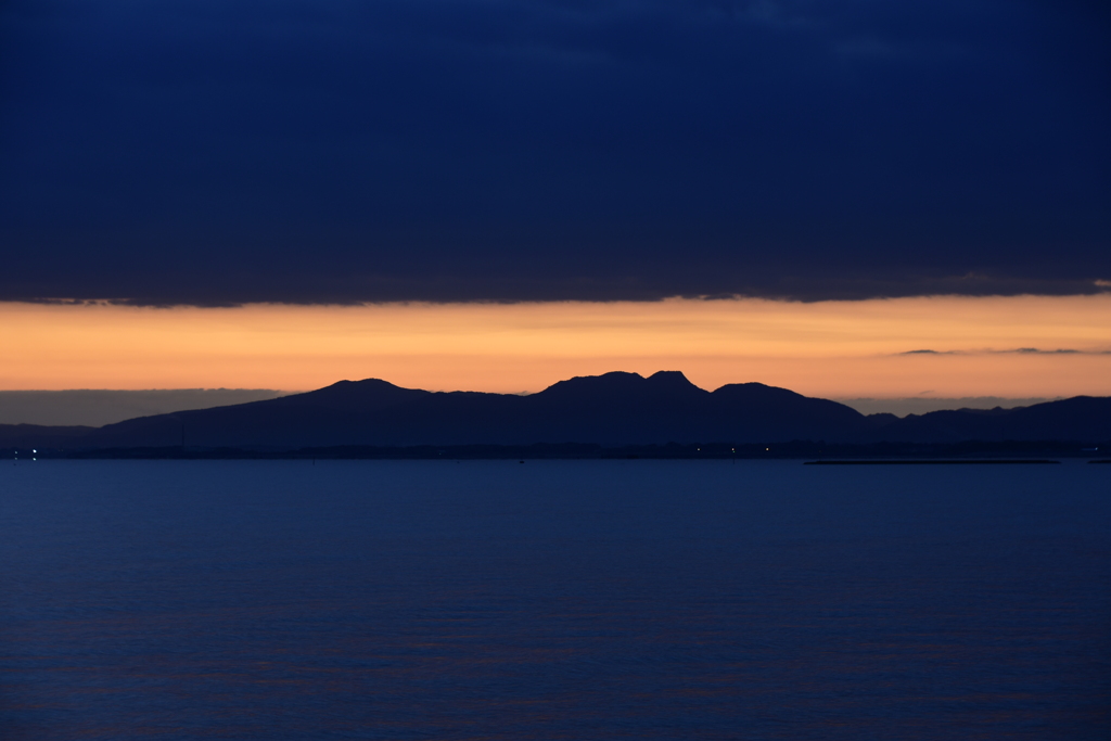 朝日の海4