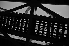 下から線路