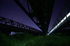 電車と星空。