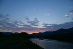 夏の終わりの夕陽。