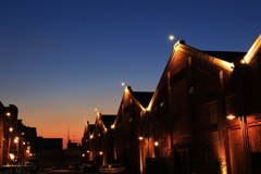日没後の赤レンガ倉庫