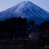 早朝の富士山